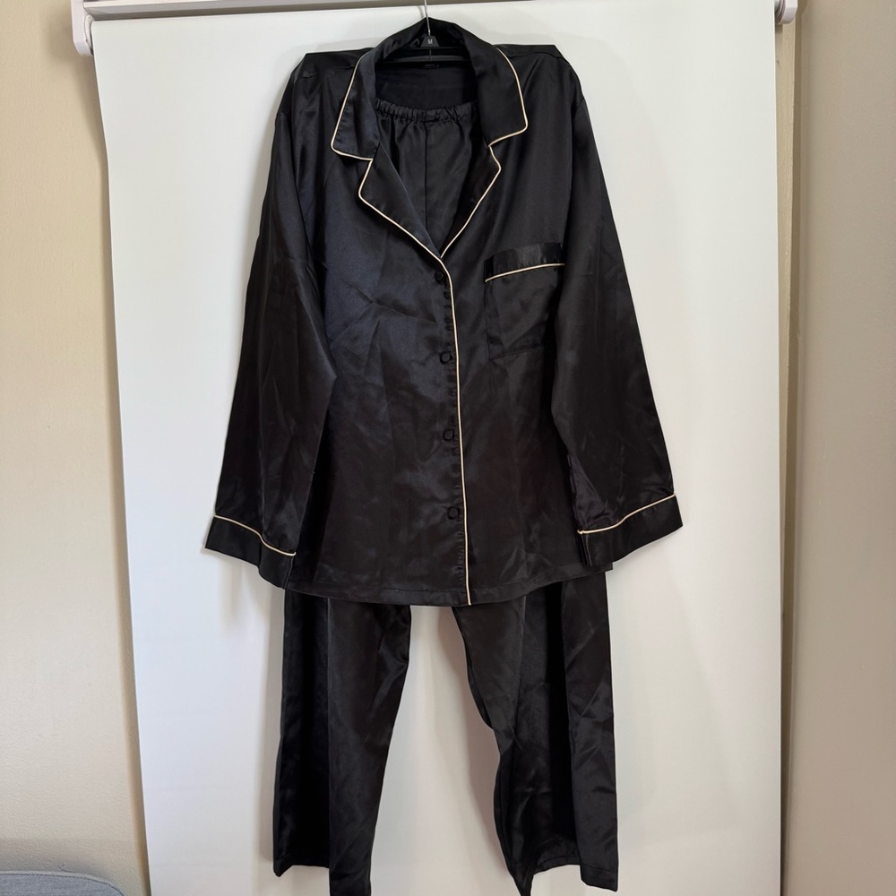 Jones New York Black Satin Pajama Set with Gold Trim